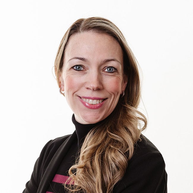 Standard_JPG-Jennifer-Roy